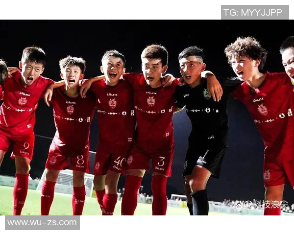 台足球明星带领球队征战国际赛场 力拼突破创造历史新篇章