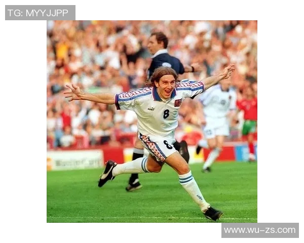 从绿茵少年到世界巨星浅析足球球星成长与辉煌历程